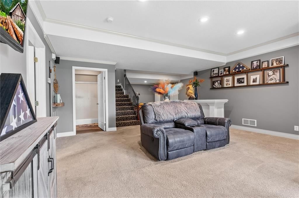 1401 Ann Circle — photo 40