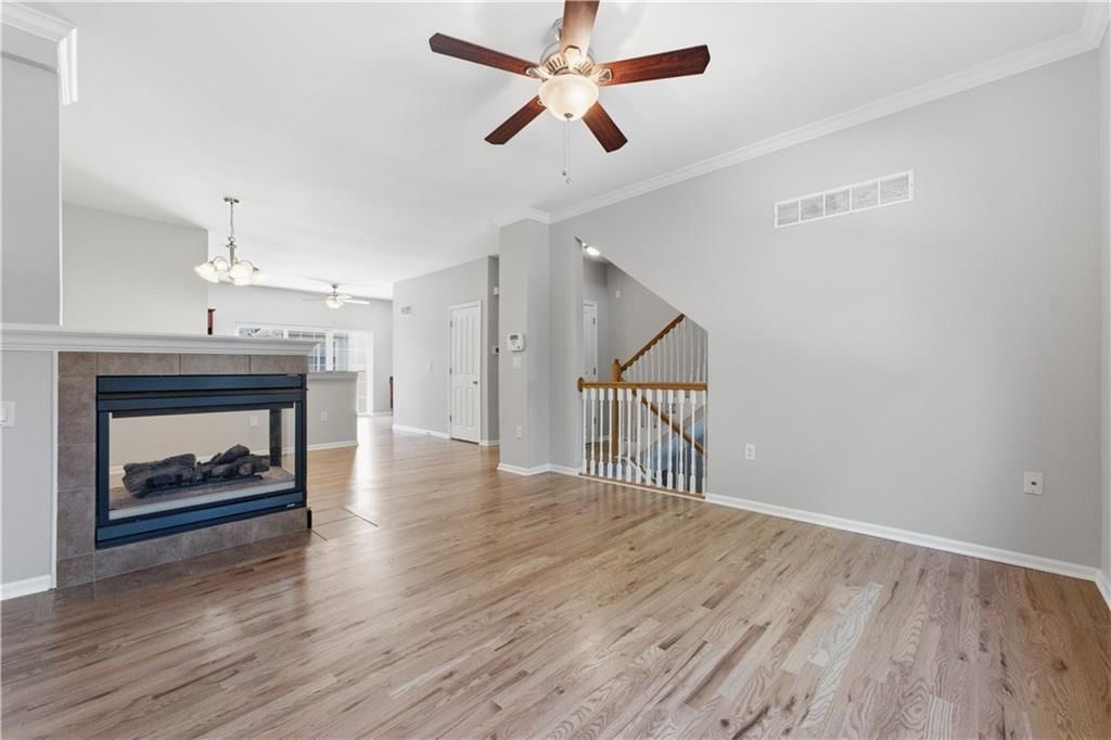 7619 W 158th Terrace — photo 4