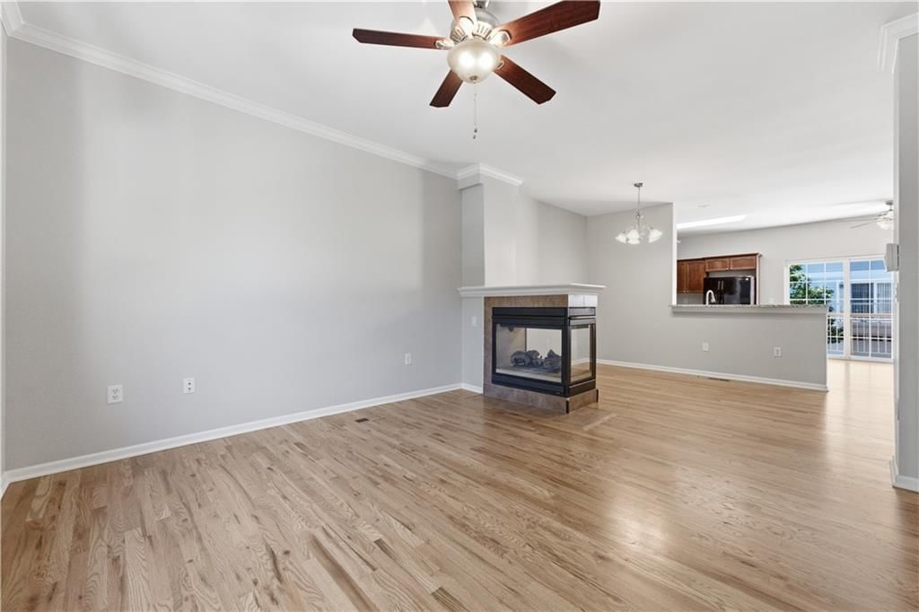 7619 W 158th Terrace — photo 5