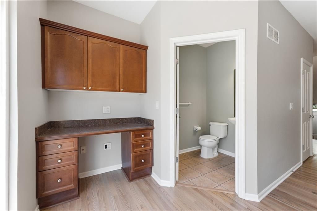 7619 W 158th Terrace — photo 13