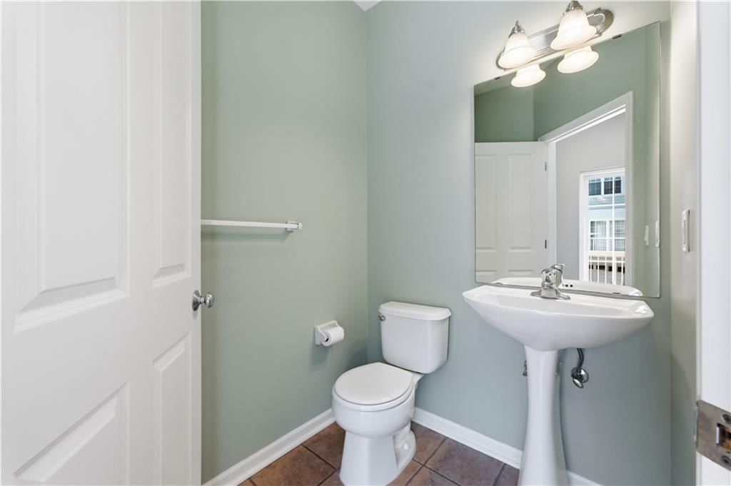 7619 W 158th Terrace — photo 14