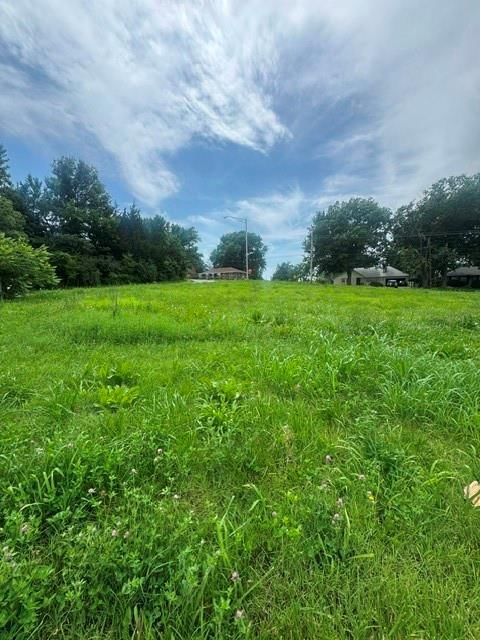 1831 N 59th Street — photo 2
