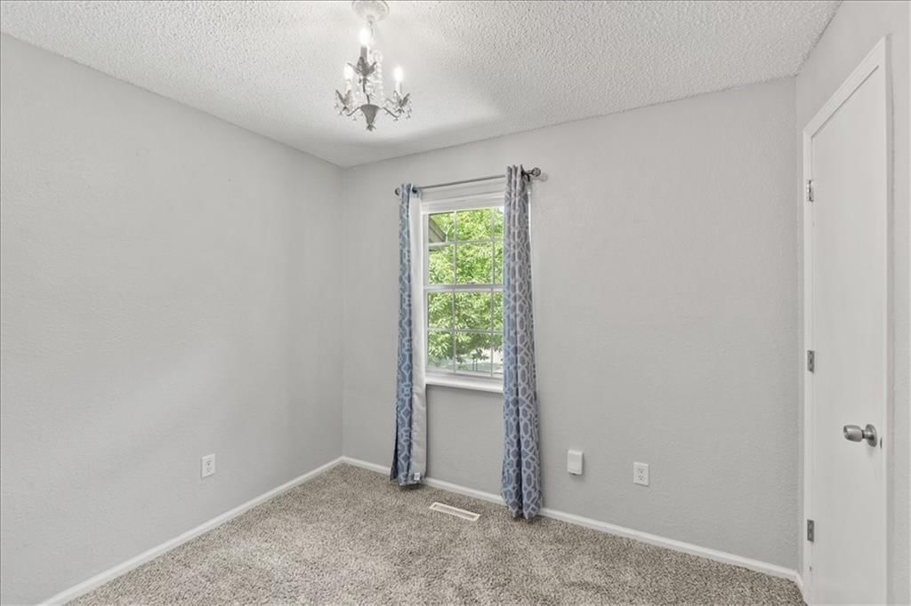 312 SW Blarney Court — photo 15