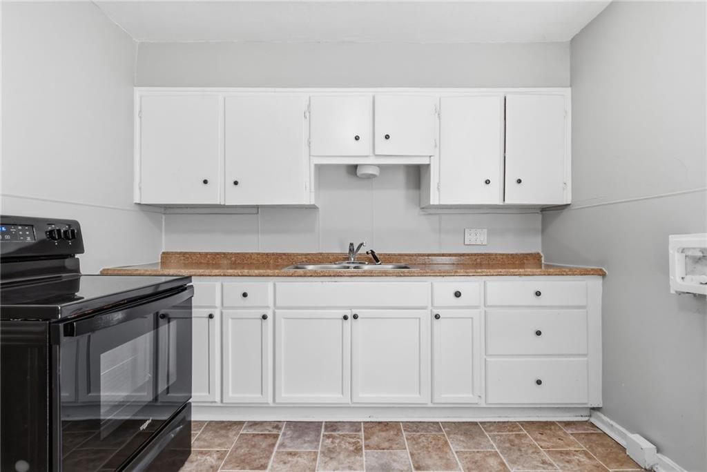 7944 Oak Street — photo 2