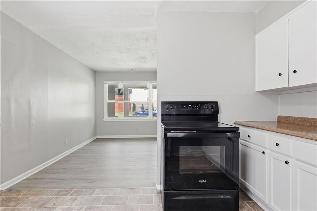 7944 Oak Street — photo 3