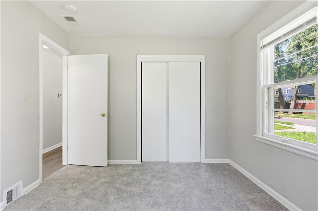 7944 Oak Street — photo 15