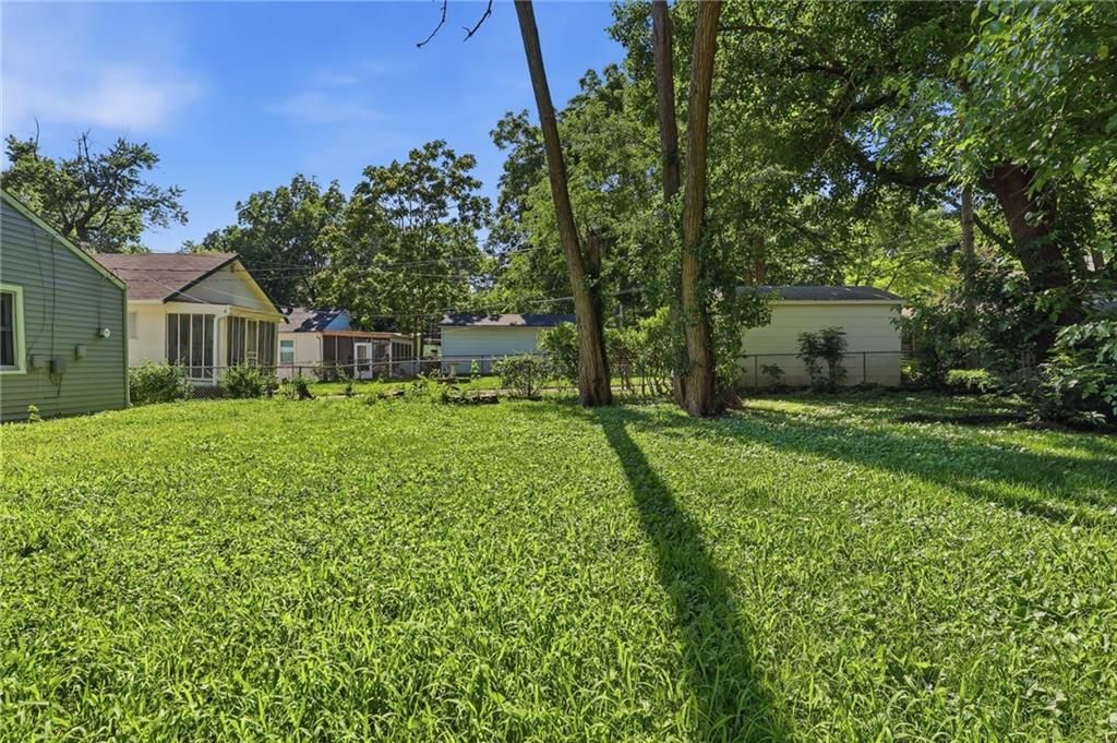 7944 Oak Street — photo 30