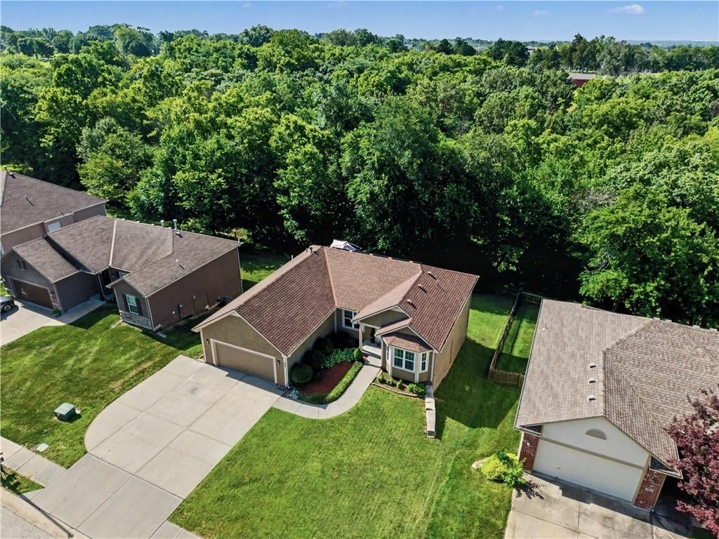 808 Old Stage Road, Pleasant Hill, MO: listing photo 2