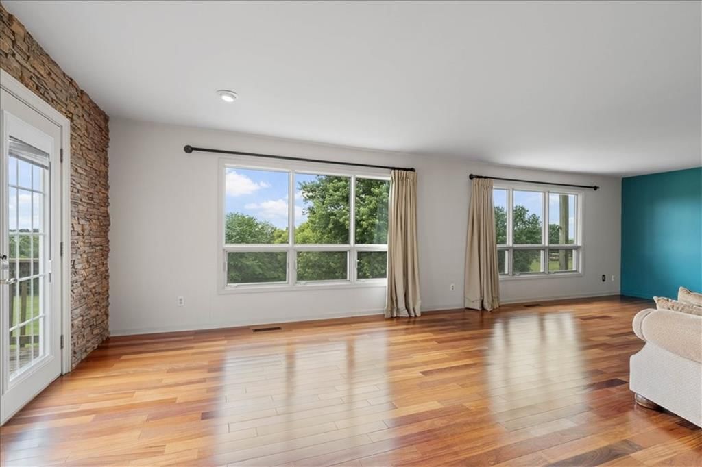 28035 W 89th Street — photo 12