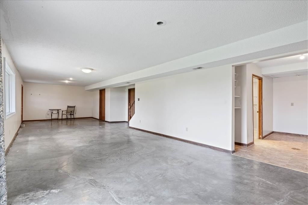 28035 W 89th Street — photo 23