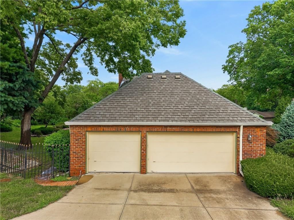 3408 Shady Bend Drive — photo 5
