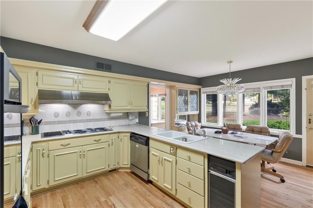 3408 Shady Bend Drive — photo 12
