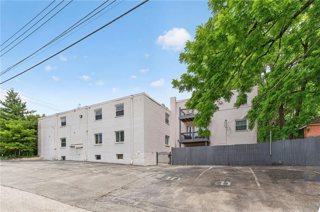 4500 Jefferson Street — photo 30