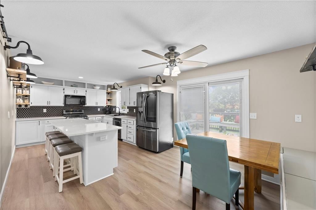 909 E Johnston Circle — photo 9