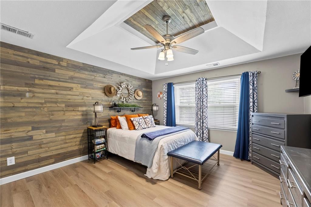 909 E Johnston Circle — photo 22