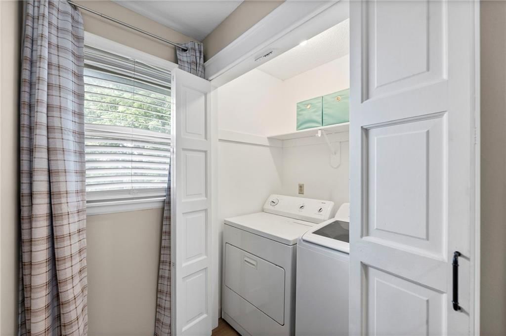 909 E Johnston Circle — photo 27