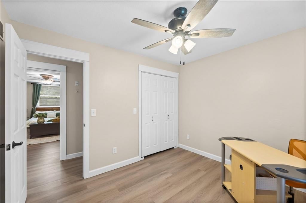 909 E Johnston Circle — photo 32