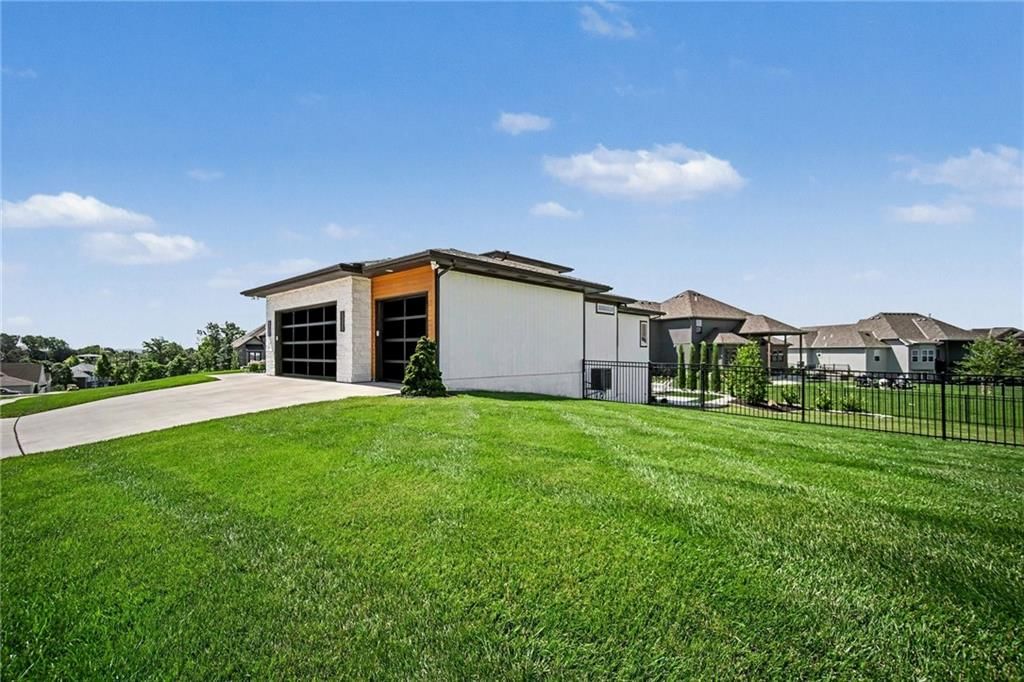 2131 NW Palisades Drive — photo 58