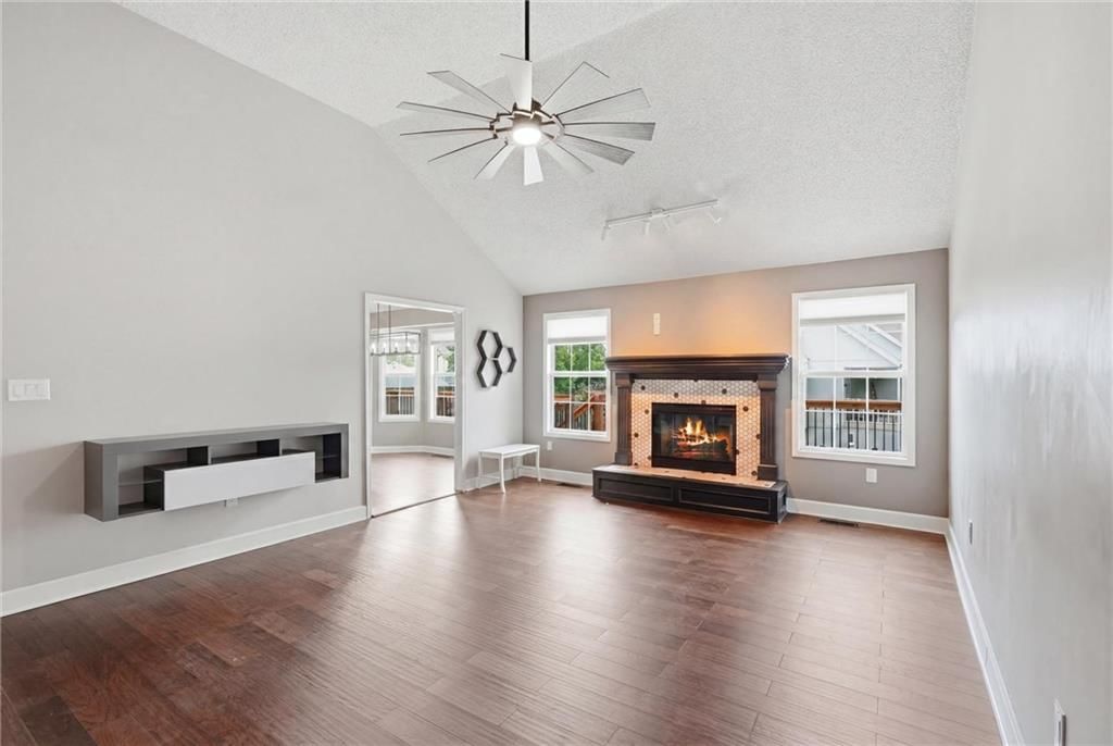 1832 Stonewood Drive — photo 5