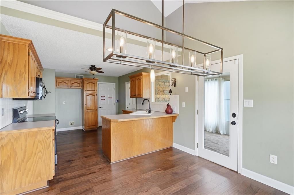1832 Stonewood Drive — photo 11