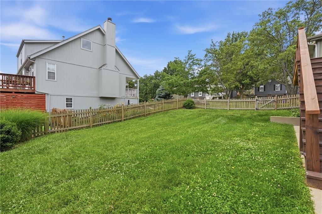 1832 Stonewood Drive — photo 31