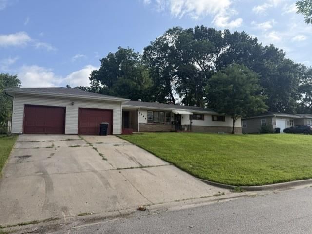 3104 E 53RD Street, Kansas City, MO