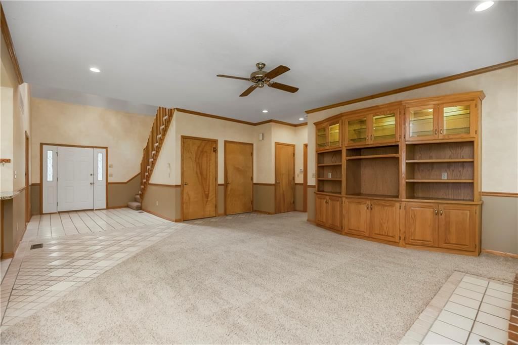 5335 Halsey Street — photo 7