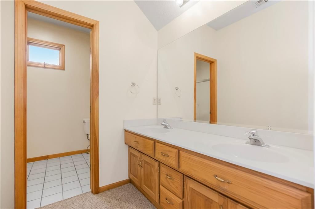 5335 Halsey Street — photo 14