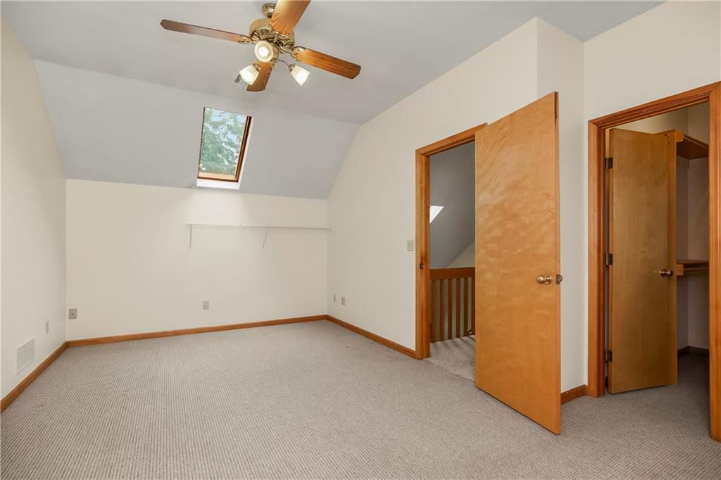 5335 Halsey Street — photo 17