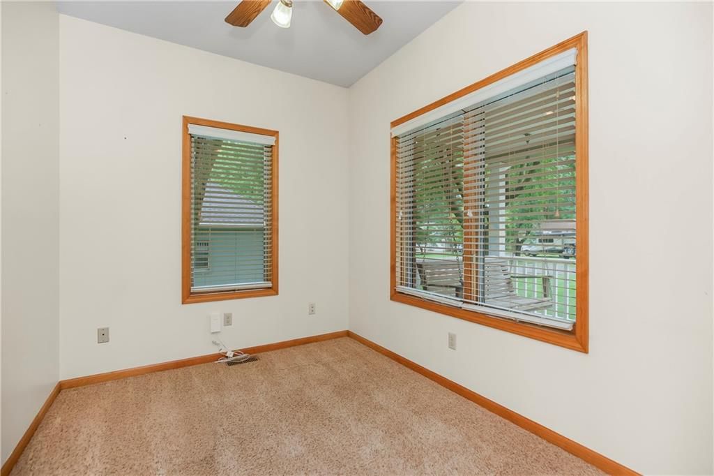 5335 Halsey Street — photo 18