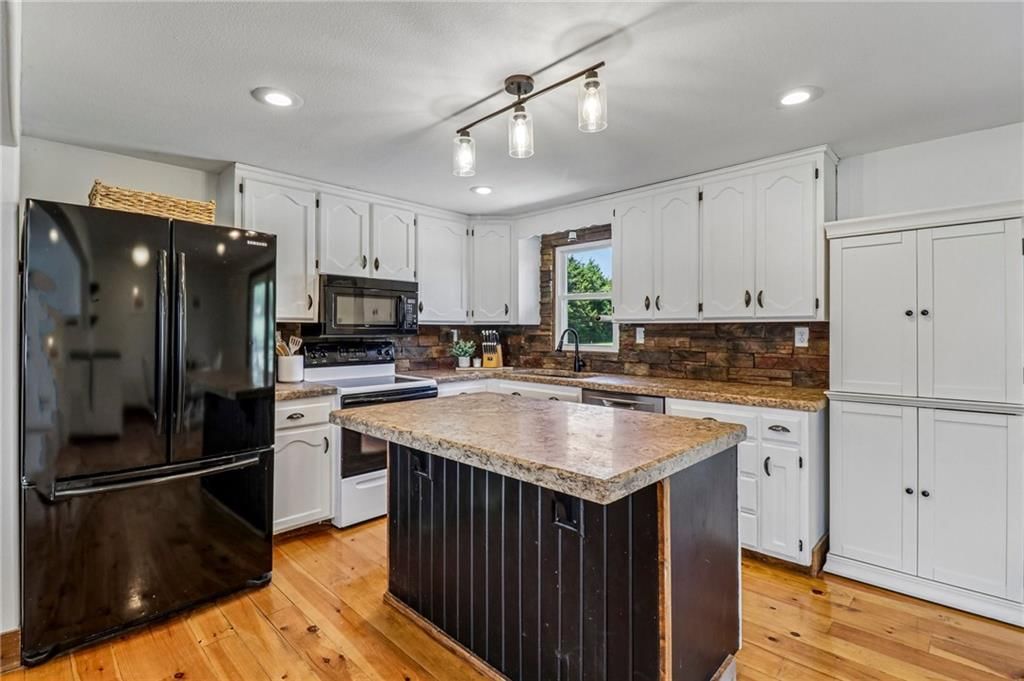 18420 S Renner Road — photo 8