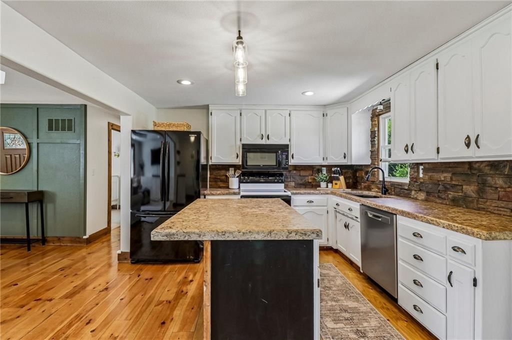 18420 S Renner Road — photo 14