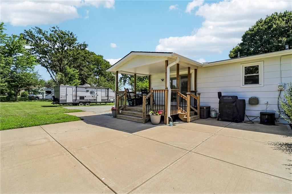 18420 S Renner Road — photo 31