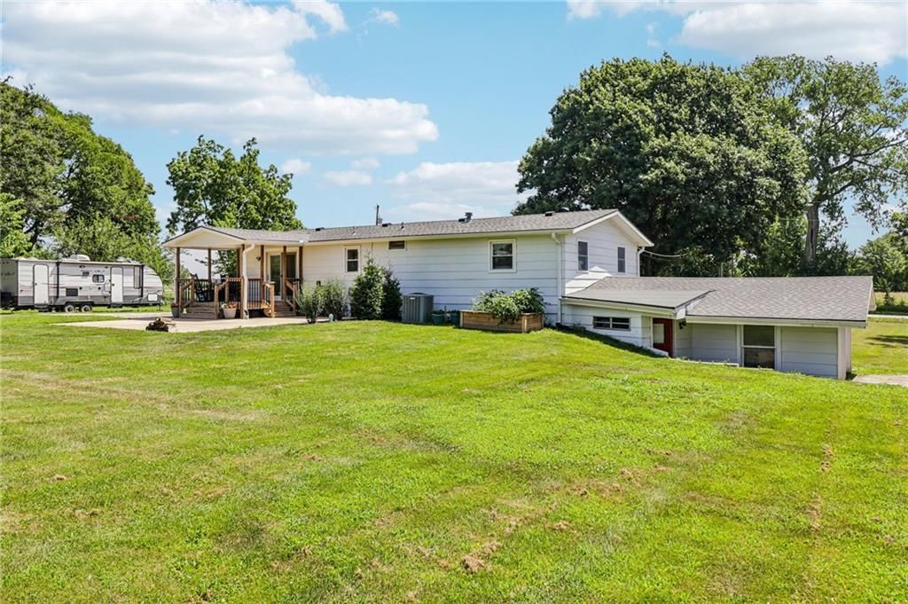 18420 S Renner Road — photo 32