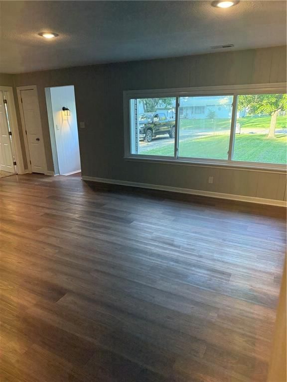 1234 S Willow Street — photo 4