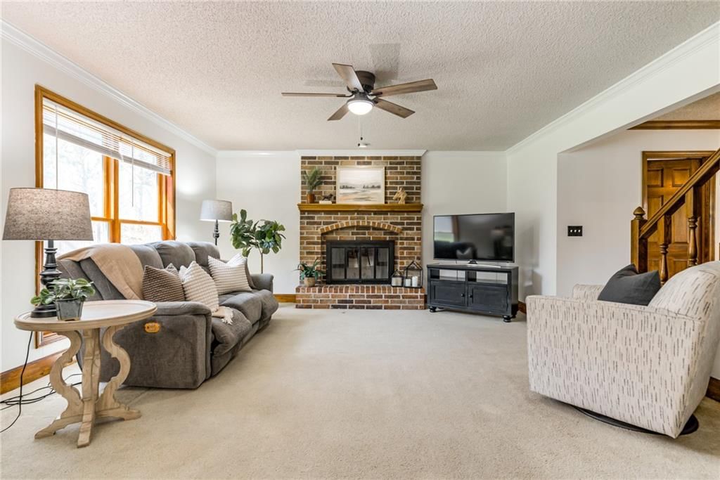 8336 Rosehill Road — photo 9