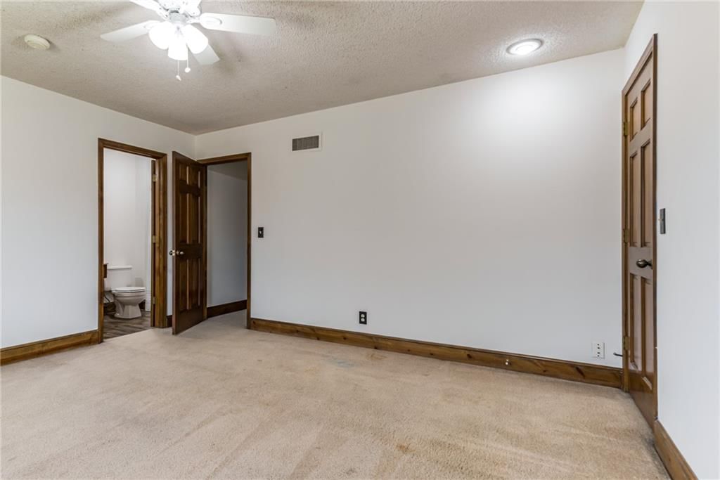 8336 Rosehill Road — photo 31
