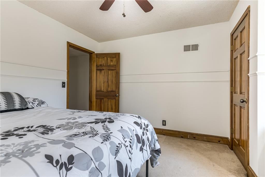 8336 Rosehill Road — photo 34