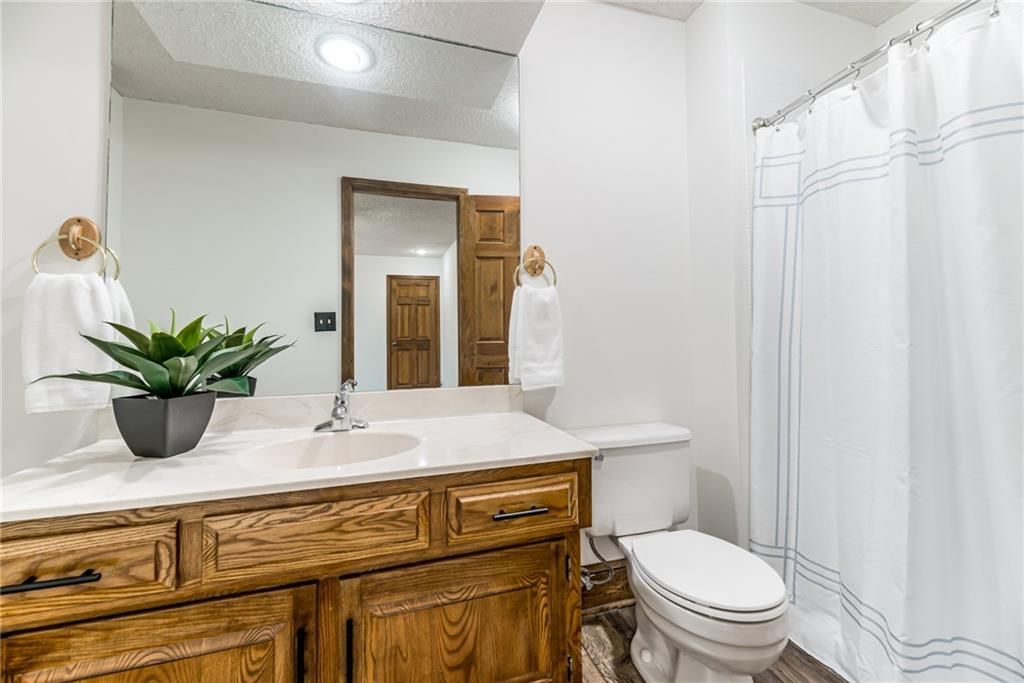 8336 Rosehill Road — photo 40