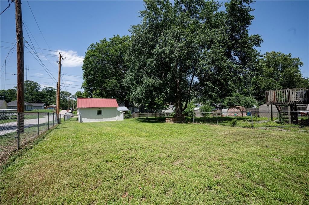 1242 S Hardy Street — photo 21