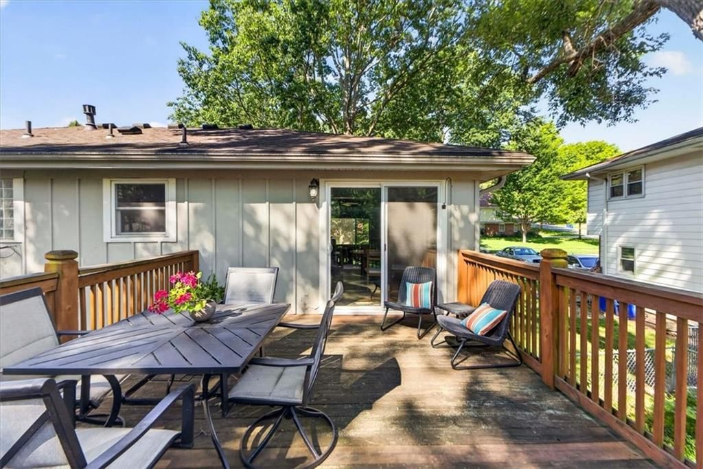 9117 Hayes Drive — photo 30
