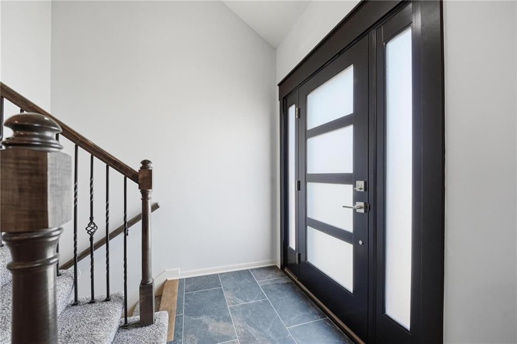 10802 N Oakland Avenue — photo 4