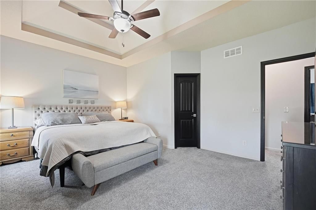 10802 N Oakland Avenue — photo 22