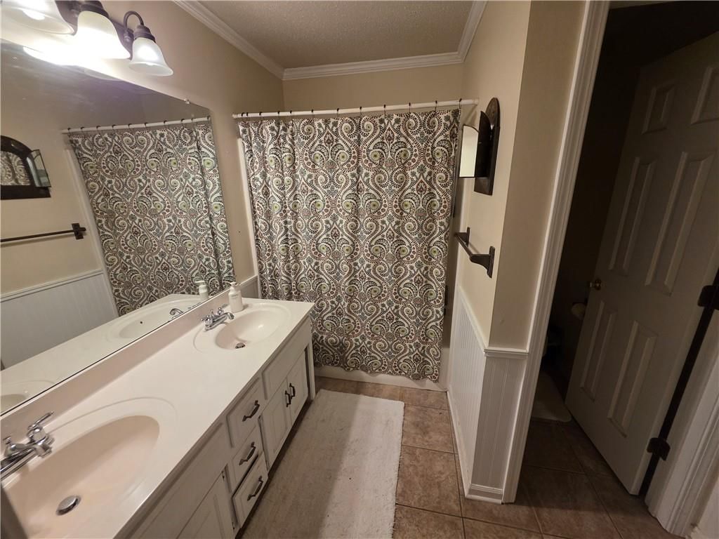 906 Rome Court — photo 13