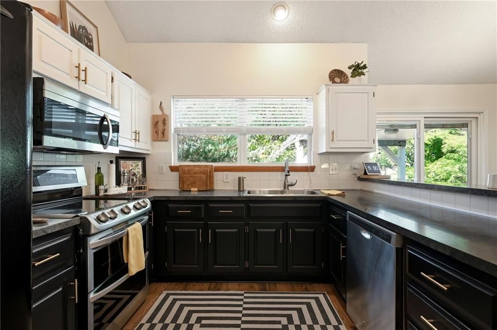 16208 S Sunset Street — photo 9