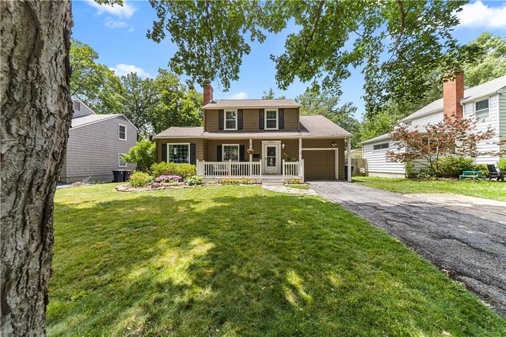 7632 Oak Street — photo 2