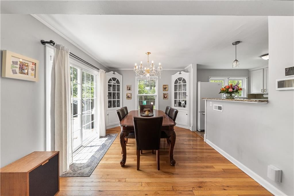 7632 Oak Street — photo 10