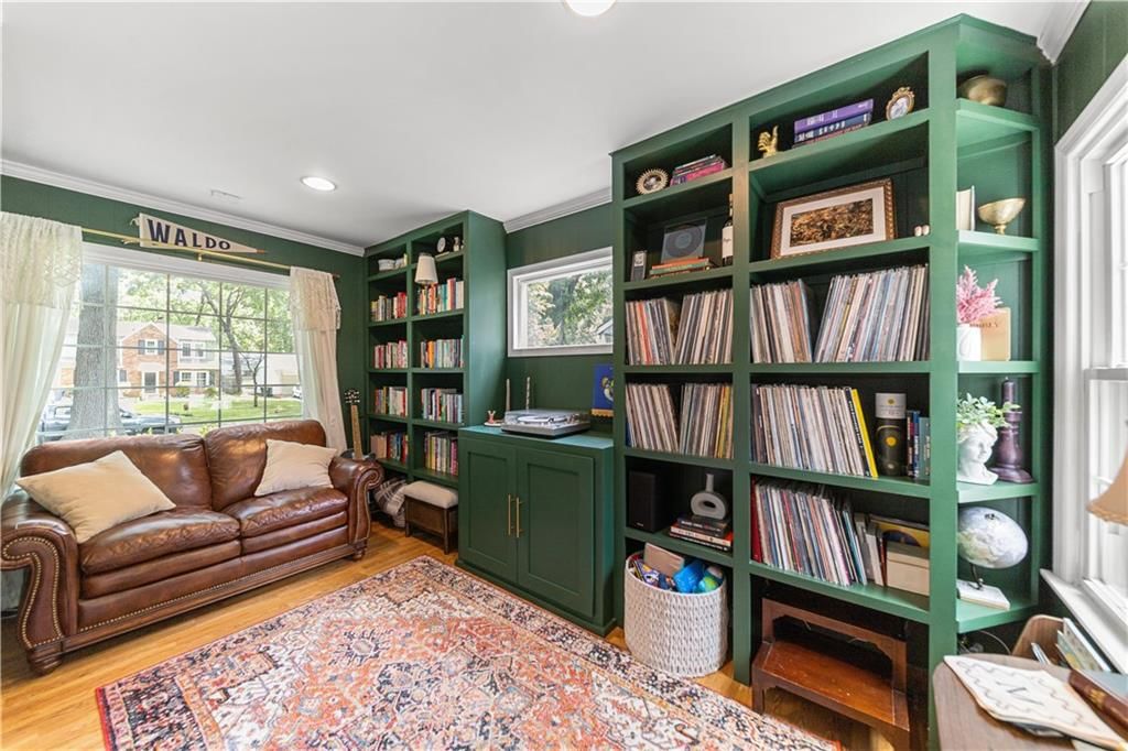 7632 Oak Street — photo 18