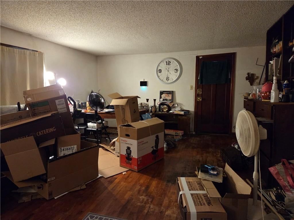 3833 Ruby Avenue — photo 3