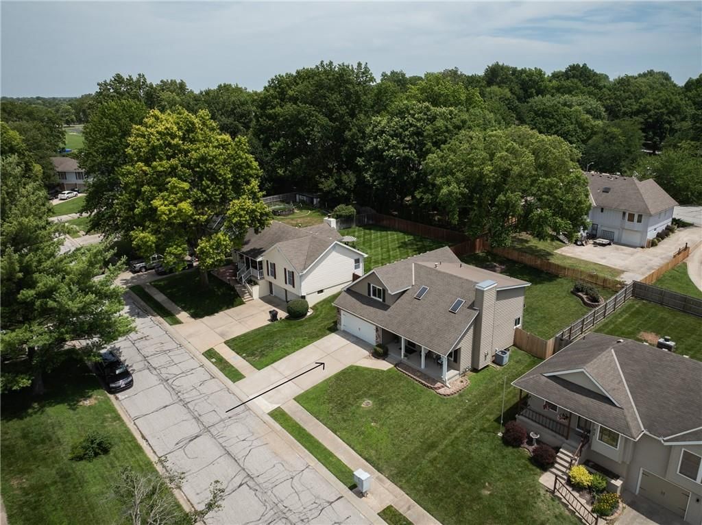 3700 SW 11th Street — photo 40